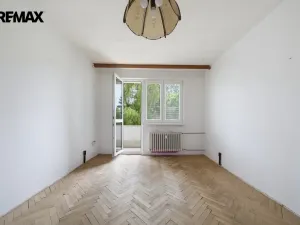 Prodej bytu 3+1, Hroznětín, Sídliště, 73 m2