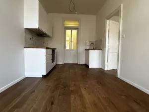 Pronájem bytu 2+kk, Praha - Nusle, Jaromírova, 43 m2