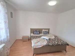 Prodej bytu 4+1, Teplice - Trnovany, Přítkovská, 85 m2