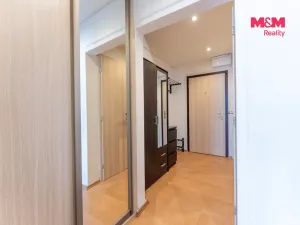 Prodej bytu 2+kk, Praha - Kamýk, Ve Lhotce, 41 m2