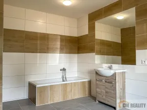 Prodej rodinného domu, Seloutky, 182 m2