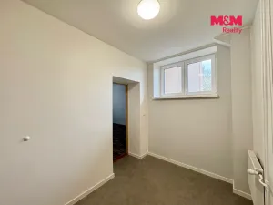 Pronájem bytu 2+kk, Krnov - Pod Bezručovým vrchem, Petrovická, 57 m2