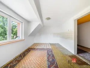 Prodej rodinného domu, Plesná, 5. května, 185 m2