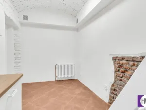 Prodej bytu 1+kk, Praha, Jagellonská, 16 m2