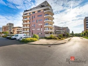 Prodej bytu 1+kk, Praha - Kamýk, Papírníkova, 35 m2