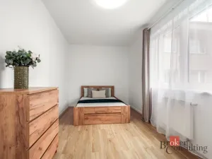 Pronájem bytu 3+1, Praha - Modřany, Mráčkova, 62 m2