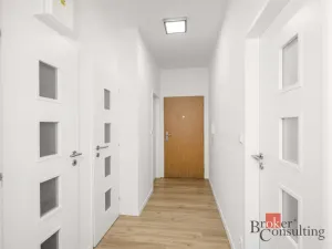 Pronájem bytu 3+1, Praha - Modřany, Mráčkova, 62 m2