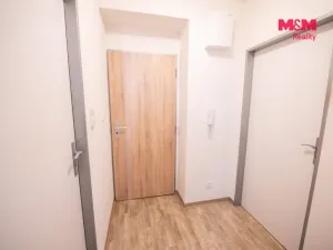 Pronájem bytu 2+1, Hradec Králové - Pražské Předměstí, Vocelova, 46 m2
