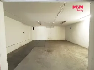 Pronájem garáže, Kladno, Bellevue, 26 m2
