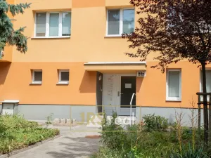 Pronájem bytu 3+1, Hodonín, 75 m2