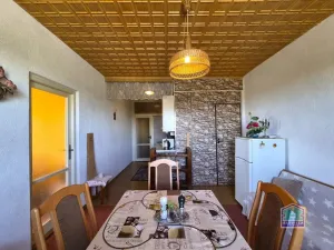 Prodej bytu 2+1, Karlovy Vary, Západní, 53 m2