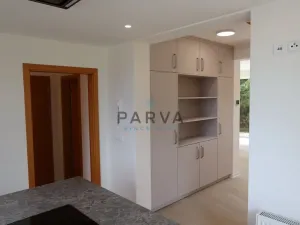 Pronájem rodinného domu, Plzeň - Litice, Dubová, 165 m2