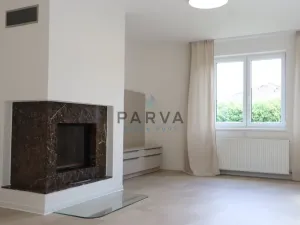 Pronájem rodinného domu, Plzeň - Litice, Dubová, 165 m2