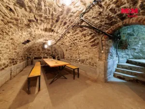 Prodej ubytování, Hroznětín, Mlýnská, 327 m2