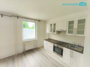 Pronájem bytu 1+kk, Praha - Letňany, Tupolevova, 26 m2