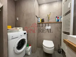 Pronájem bytu 2+kk, Praha - Troja, Hnězdenská, 56 m2