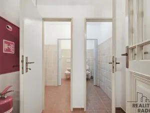 Pronájem kanceláře, Jaroměř, nám. Československé armády, 137 m2