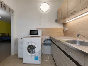 Prodej bytu 1+1, Praha - Háje, Matúškova, 30 m2