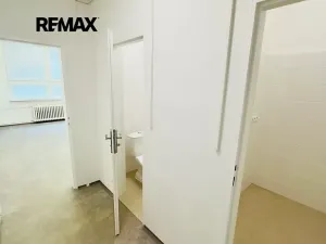Pronájem kanceláře, Praha - Háje, Kupeckého, 100 m2