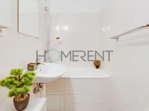 Pronájem bytu 2+kk, Praha, Generála Janouška, 43 m2