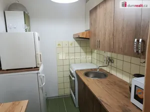Pronájem bytu 2+kk, Praha - Kobylisy, Rajmonova, 45 m2