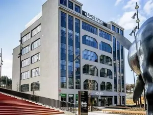 Pronájem obchodního prostoru, Praha - Jinonice, Walterovo náměstí, 147 m2