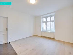 Pronájem bytu 2+kk, Olomouc, Šmeralova, 43 m2
