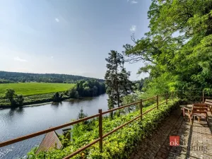 Prodej chaty, Týn nad Vltavou - Hněvkovice na levém břehu Vltavy, 80 m2