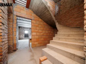 Prodej rodinného domu, Karlovy Vary, Fügnerova, 474 m2