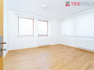 Pronájem vily, Jesenice, Vilová, 420 m2