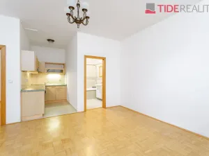 Pronájem vily, Jesenice, Vilová, 420 m2