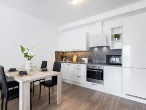 Prodej bytu 2+kk, Praha - Stodůlky, Svitákova, 67 m2