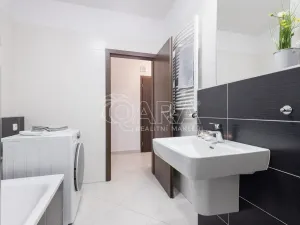Prodej bytu 2+kk, Praha - Stodůlky, Svitákova, 67 m2