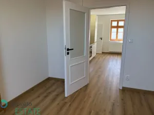 Prodej bytu 2+kk, Praha, Seifertova, 42 m2
