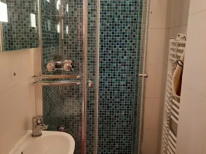 Pronájem bytu 2+kk, Praha - Smíchov, Arbesovo náměstí, 45 m2