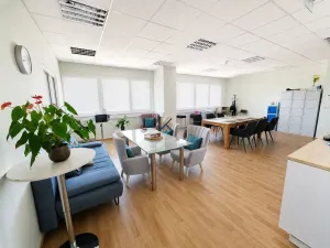 Pronájem skladu, Praha - Horní Počernice, K Bílému vrchu, 554 m2