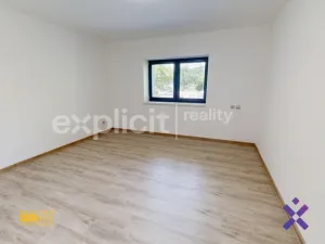 Pronájem rodinného domu, Lužná, 150 m2