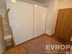 Pronájem bytu 3+kk, Praha, Na Křtině, 98 m2