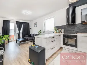 Prodej bytu 3+kk, Praha - Kyje, Sicherova, 78 m2