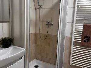 Pronájem bytu 5+kk, Liberec - Liberec IV-Perštýn, Košická, 123 m2