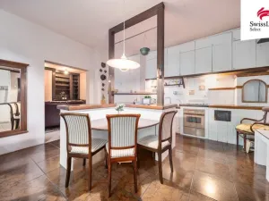 Prodej rodinného domu, Černolice, V Potocích, 220 m2