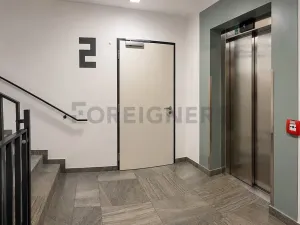 Prodej bytu 1+kk, Praha, Moravcových, 32 m2