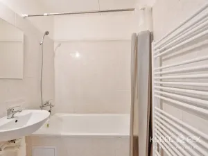 Prodej bytu 3+1, Jindřichův Hradec, 67 m2