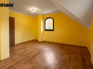 Prodej rodinného domu, Jenišov - Pod Rohem, K Rohu, 205 m2