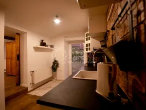 Prodej rodinného domu, Jinín, 250 m2