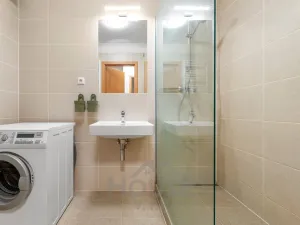 Prodej bytu 2+1, Praha - Ruzyně, Stočesova, 60 m2