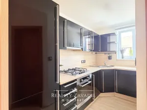 Prodej bytu 3+1, Pardubice, Sezemická, 58 m2