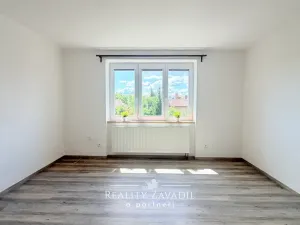 Prodej bytu 3+1, Pardubice, Sezemická, 58 m2