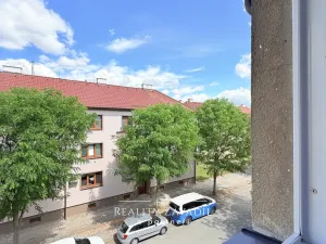 Prodej bytu 3+1, Pardubice, Sezemická, 58 m2