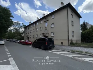 Prodej bytu 3+1, Pardubice, Sezemická, 58 m2